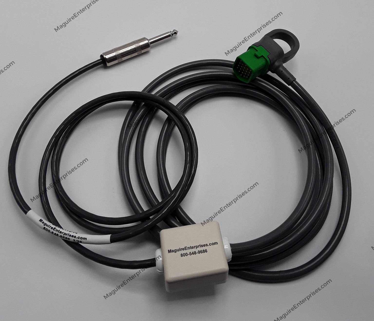 Connects Philips Healthcare monitor or Maquet-Datascope-Getinge balloon pump to Stryker Physio Control LifePak 35 defibrillator ECG input.